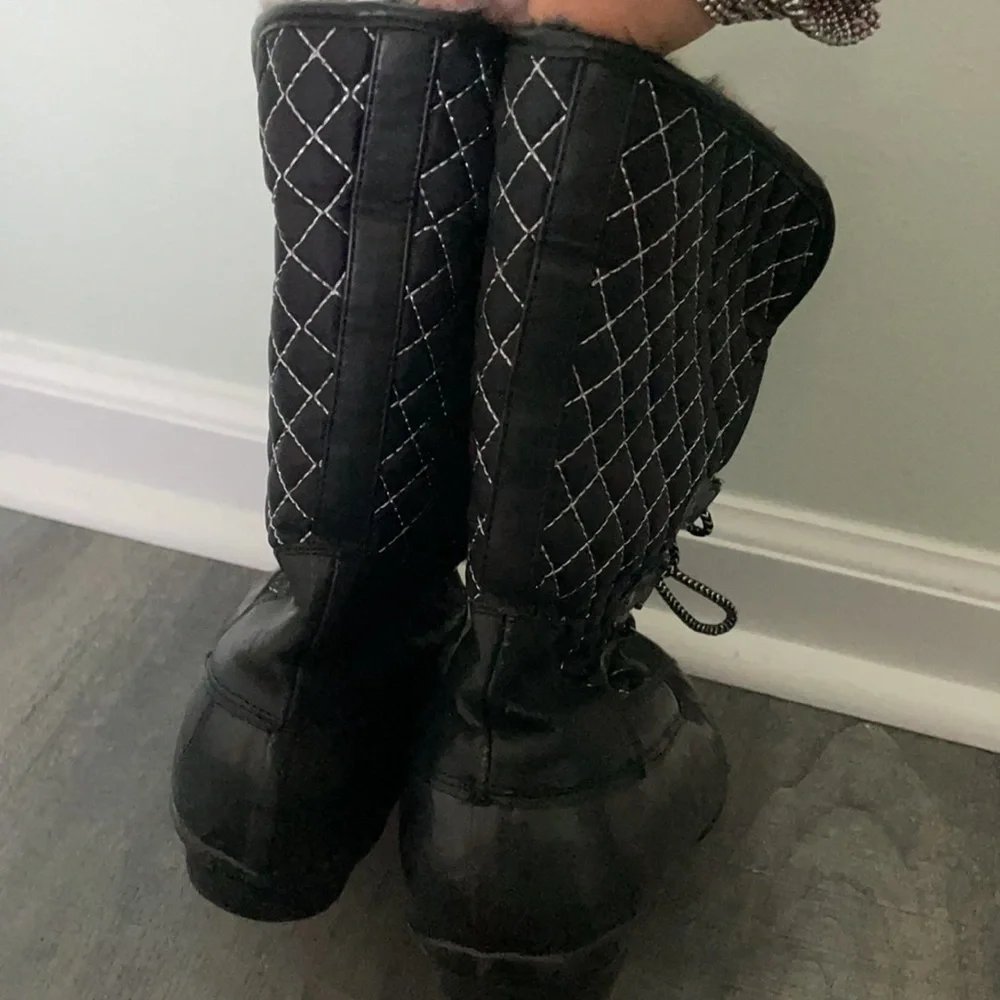 Stevies Black Faux Fur Duck Boots Girls 5